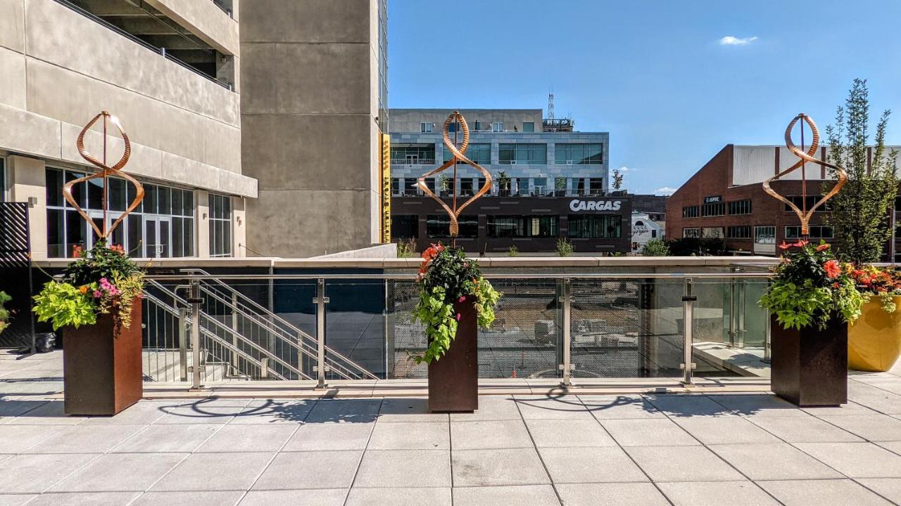 Holiday Inn Lancaster By Ihg Exterior foto