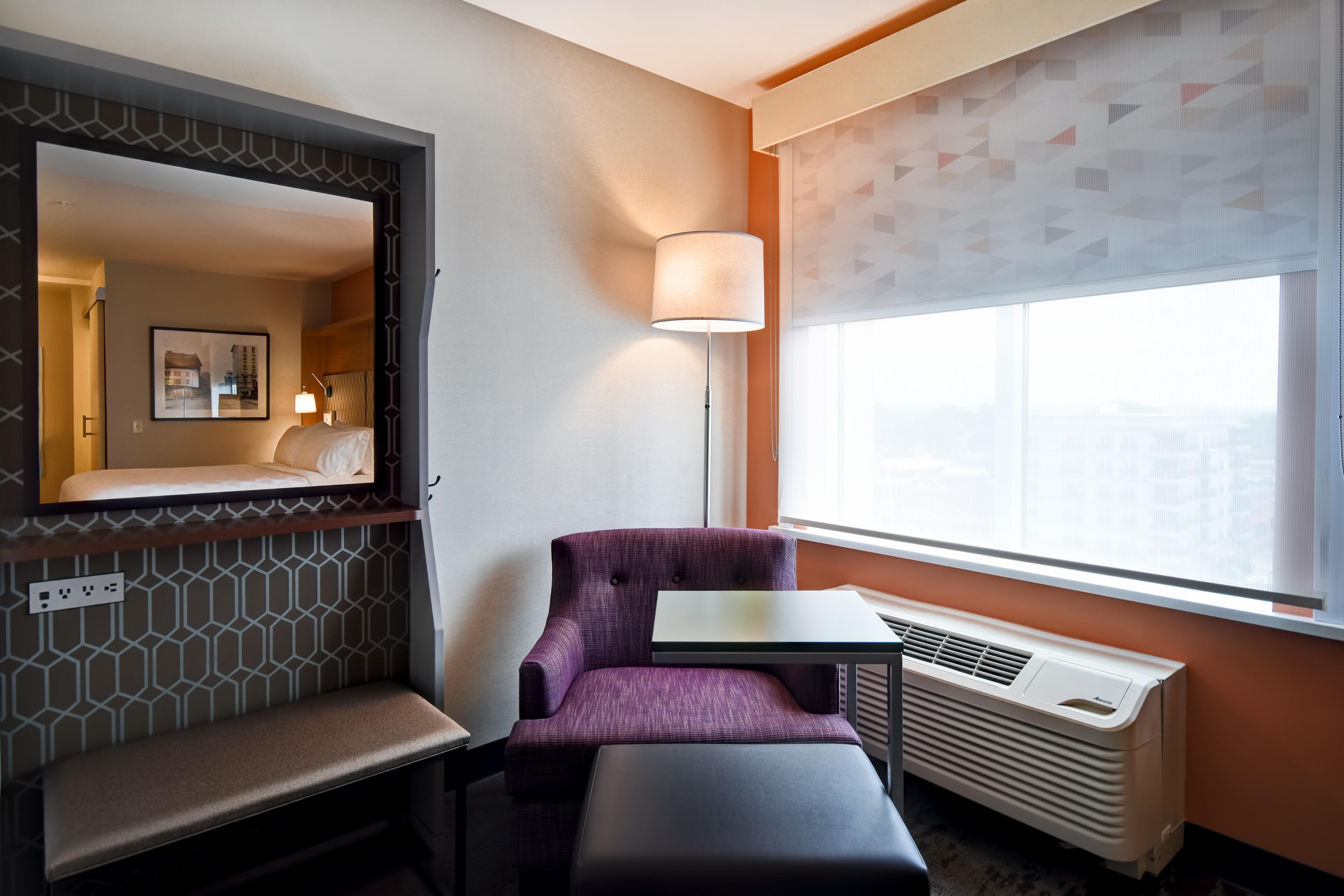 Holiday Inn Lancaster By Ihg Exterior foto